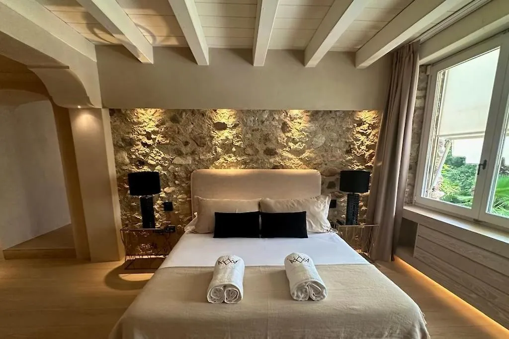 Luxury Villa On Garda Lake Torri Del Benaco