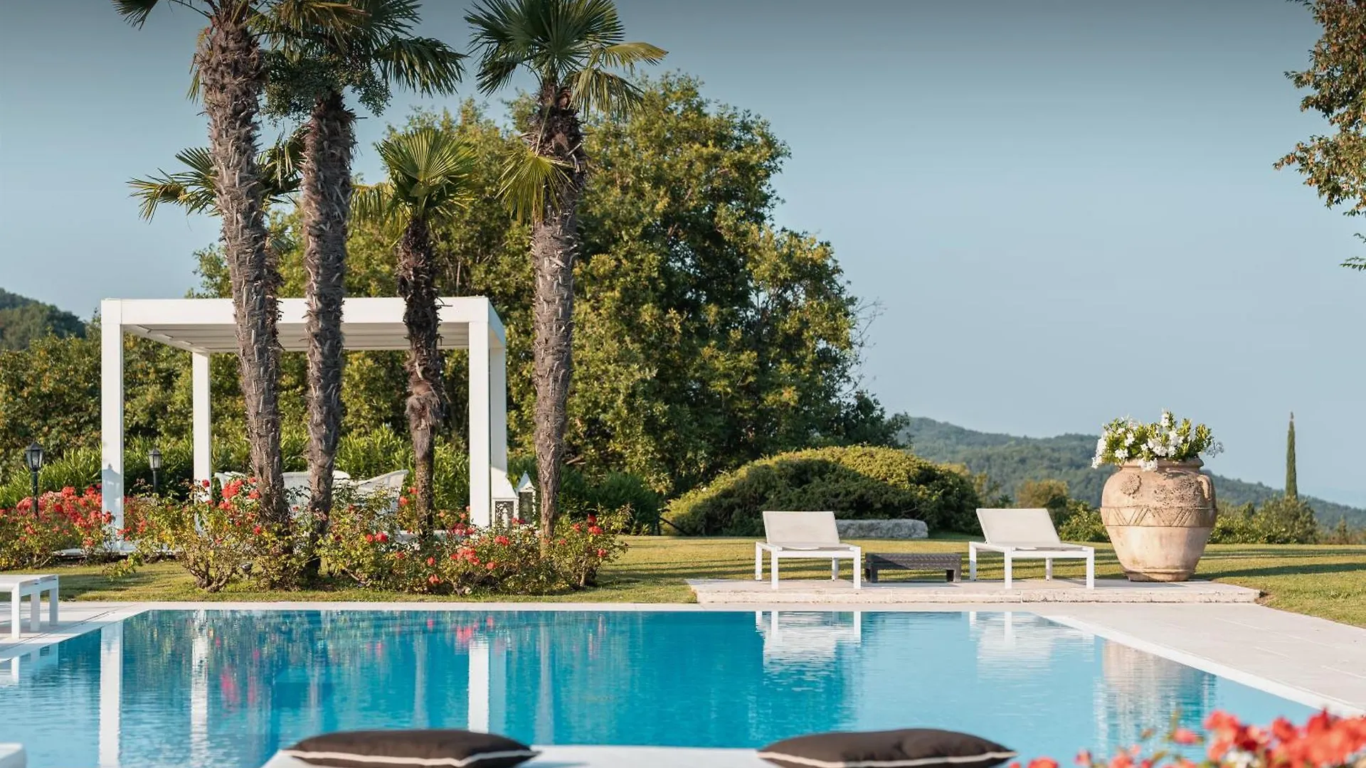 Luxury Villa On Garda Lake Torri Del Benaco