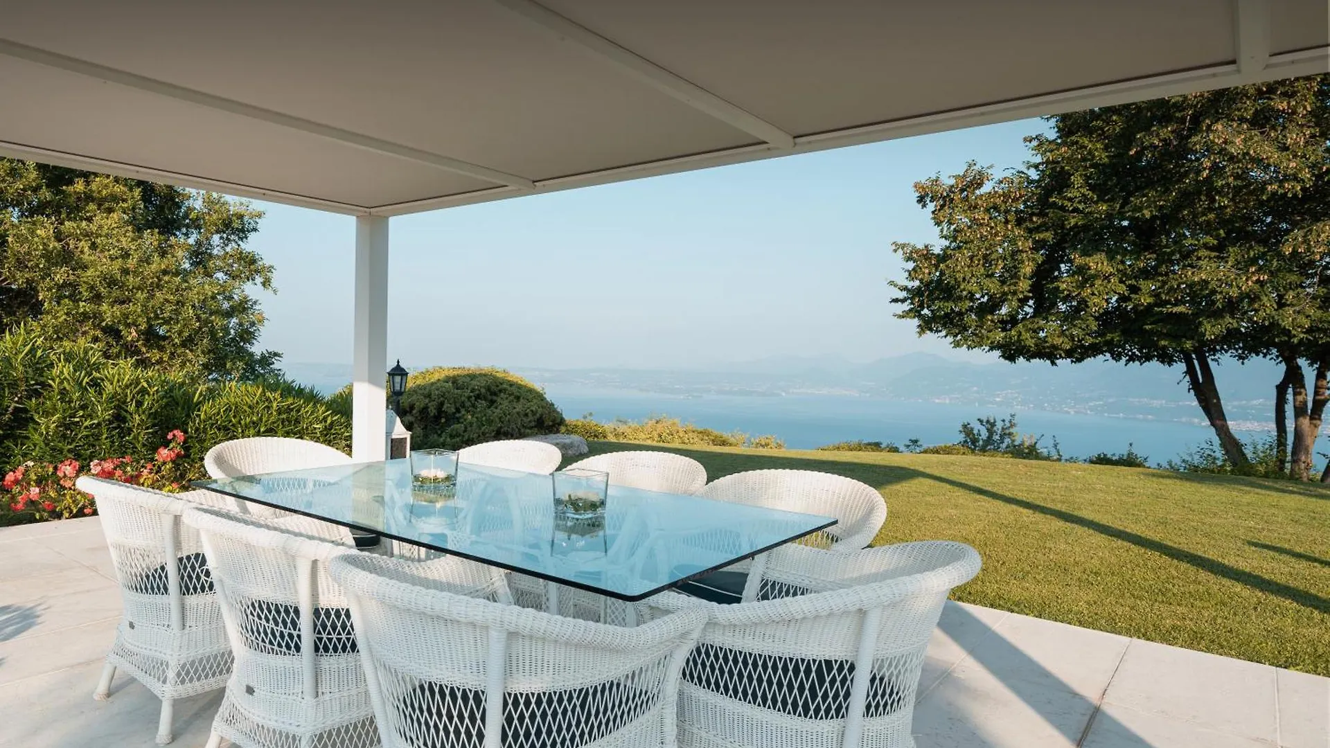 Luxury Villa On Garda Lake Torri Del Benaco